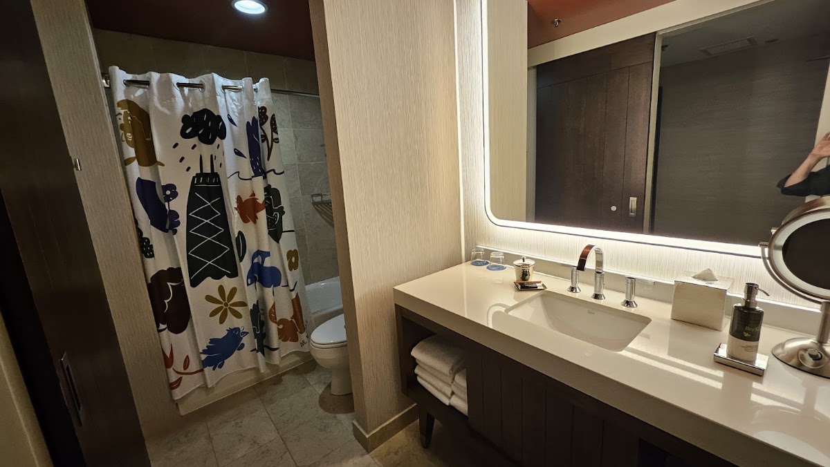 Hyatt Centric Chicago Magnificent Mile, dog-friendly hotel, photo 3