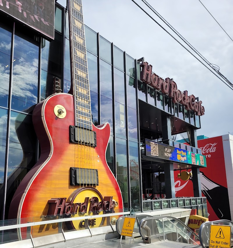 Hard Rock Cafe photo 4