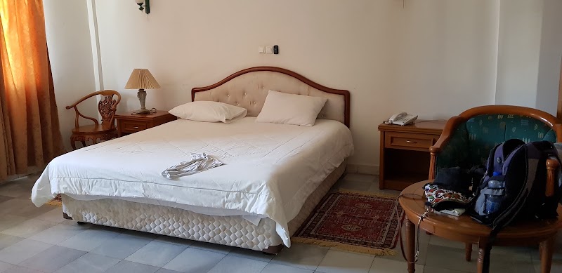 Sarina Hotel photo 2