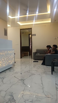 Dr. Shivani Chaturvedi. Gynecologist in Agra | Maternity Hospital | Fibroid Specialist | PCOS Specialist - Image 2