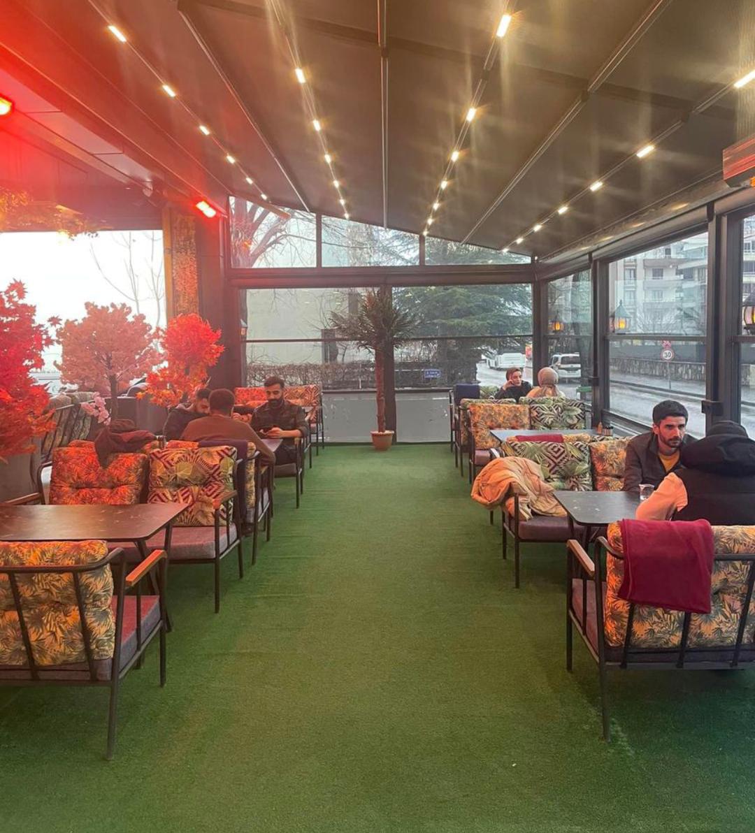 ESCALLE CAFE mekanı
