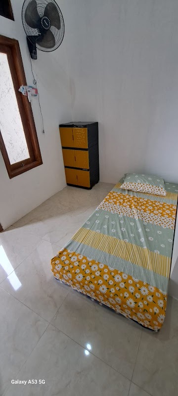 MUTIARA KOST
