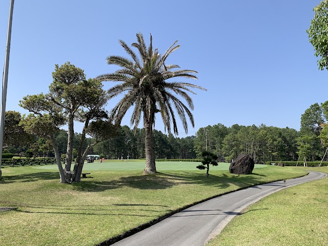 Oita Country Club Tsukigata Course - Photo 8
