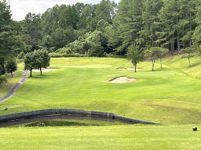 Oita Country Club Tsukigata Course - Photo 2