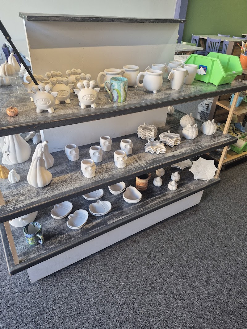 Mimi's Art Hollow photo 3