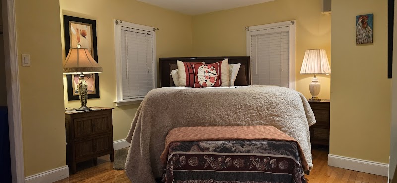 The White House on Freedom Way