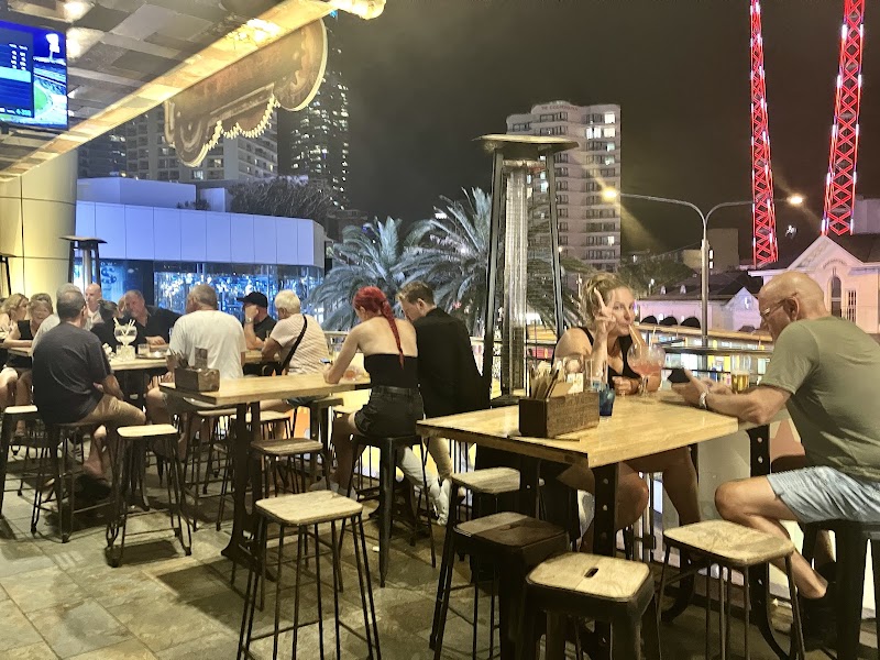 Steampunk Surfers Paradise photo 7