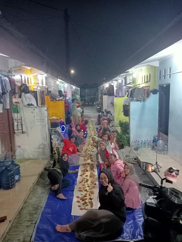Kontrakan pondok kocat jl h terin 3 no 23