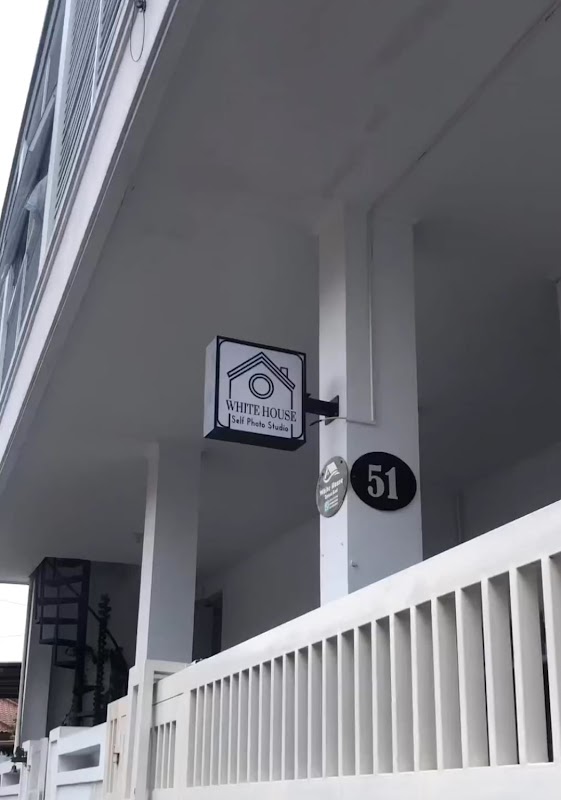 KOST MURAH "WHITE HOUSE"