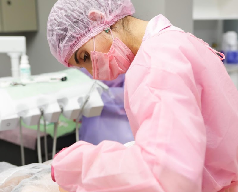 Dra. Raphaela Barreto - Odontologia/ Endodontia/ Especialista em tratamento de canal - foto 5