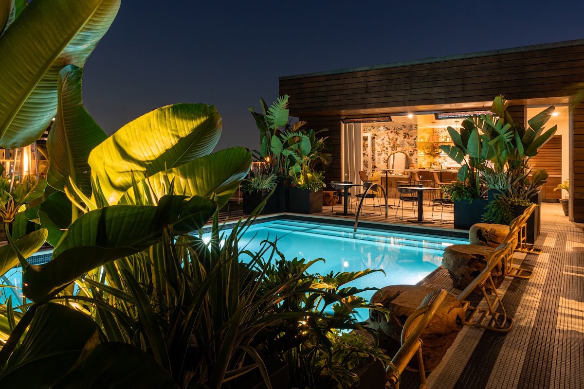 Kimpton Hotel Wilshire, dog-friendly hotel in Los Angeles