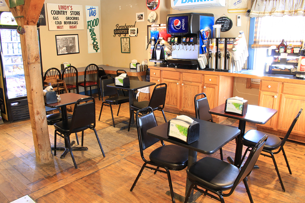 Lindy’s Country Store