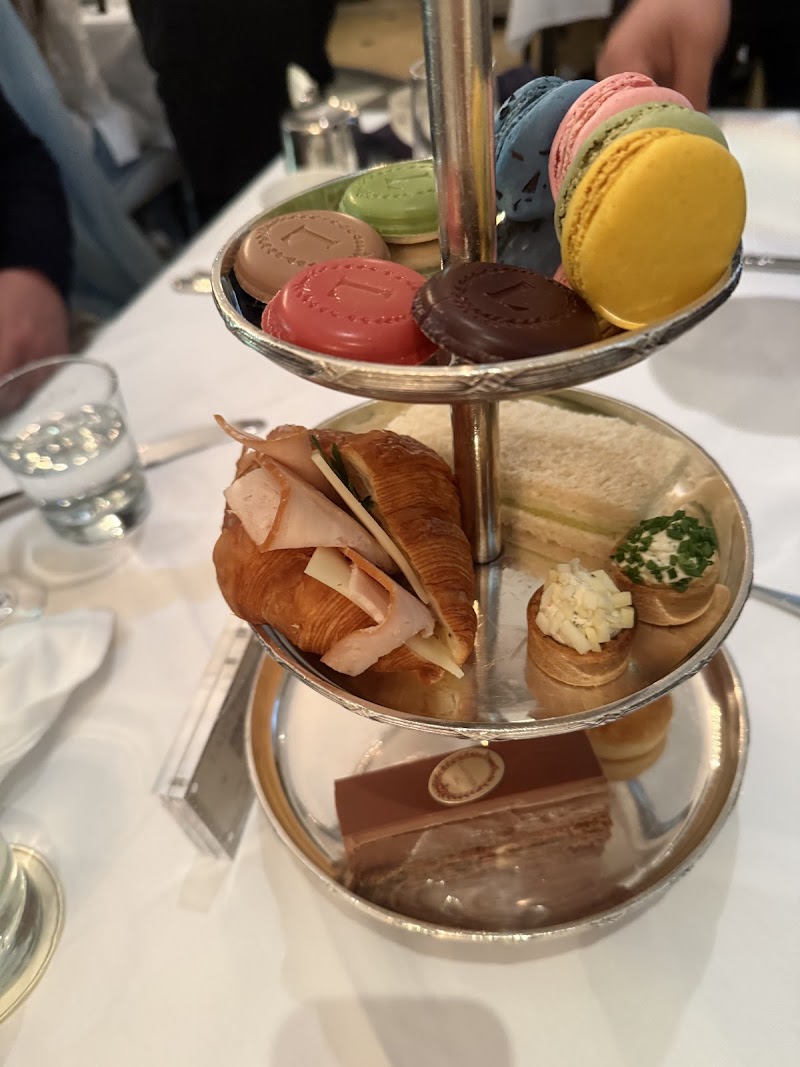 Ladurée Soho photo 4