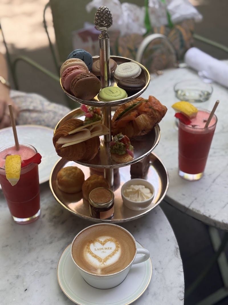 Ladurée Soho photo 4