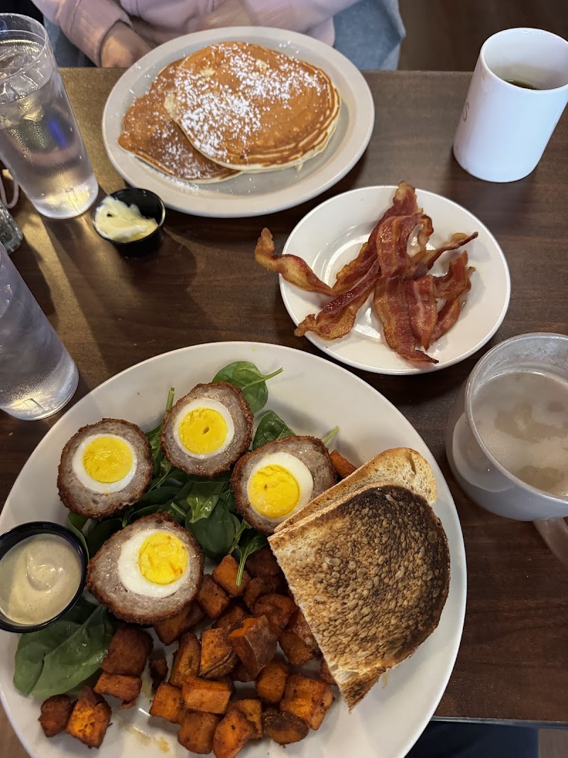 Ugly Mug Diner photo 3