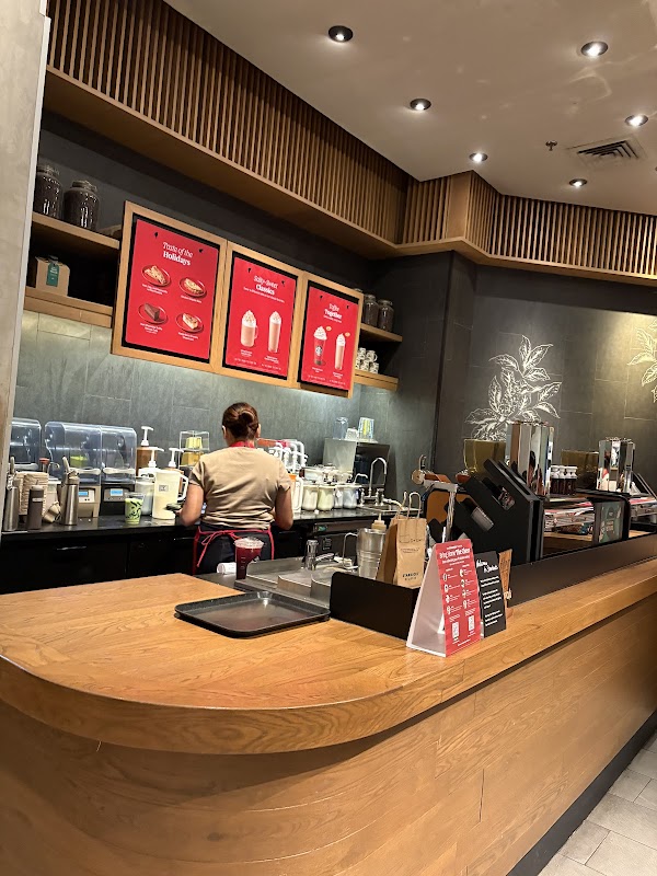 Starbucks One World Square McKinley Hill