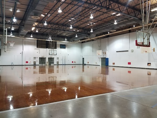 THOMAS JEFFERSON MIDDLE SCHOOL exterior