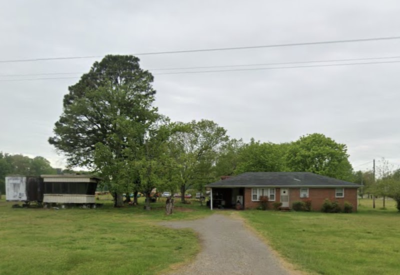 Tennessee Valley Estate Arms photo