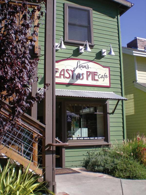 Linn's Easy As Pie Cafe photo 1