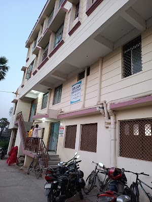Dr. Asha Singh ,Dr. Diwakar Singh (SRIJAN CHIKITSA CLINIC)