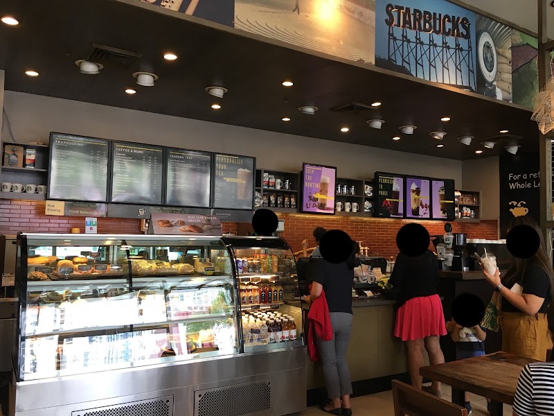Starbucks Bonifacio High Street
