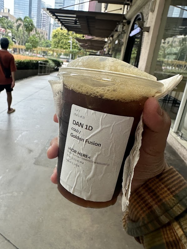 Starbucks Bonifacio High Street