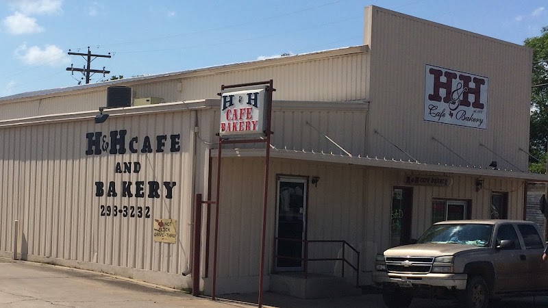 H & H Cafe & Bakery Inc photo 1
