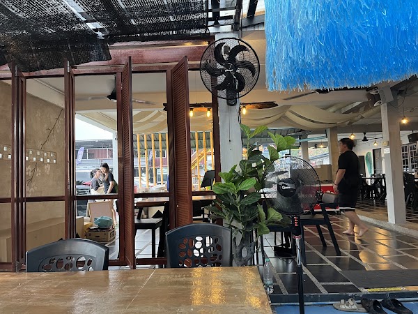 Restaurant C.B.Wee - Photo 1