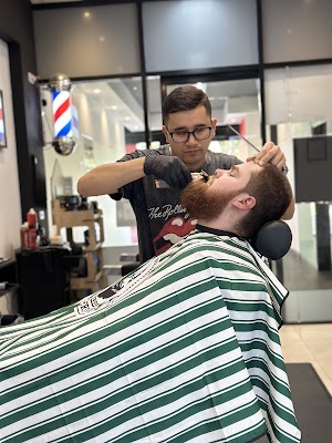 Desi Dude Barber Shop Canberra photo 3