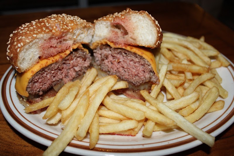 The Lions Bar & Grill photo 2