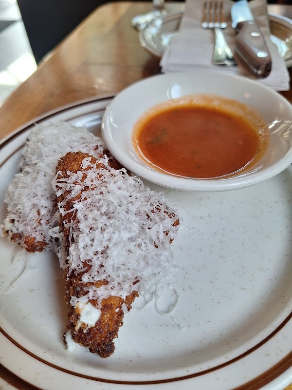 The Lions Bar & Grill photo 5