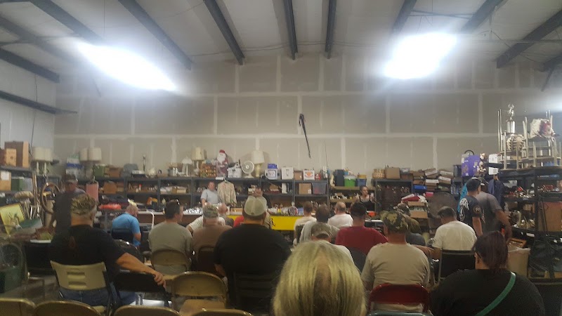 Wilbur Auction photo
