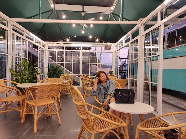 Bw Bus Restaurant - Photo 1