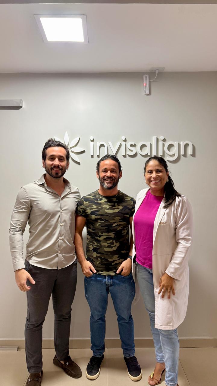 Dra Aretuza Costa - Alinhadores invisiveis - Invisalign - Aparelho Ortodontico - Extração sisos - foto 4