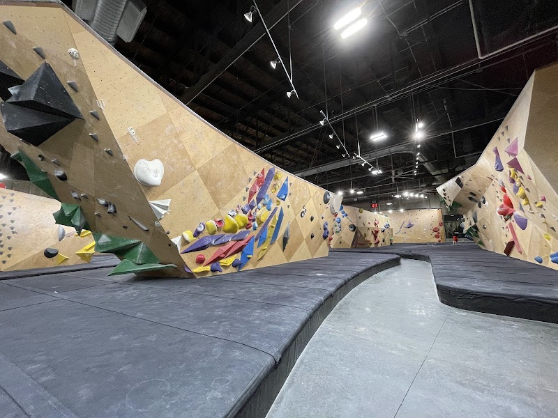 North Mass Boulder photo 2