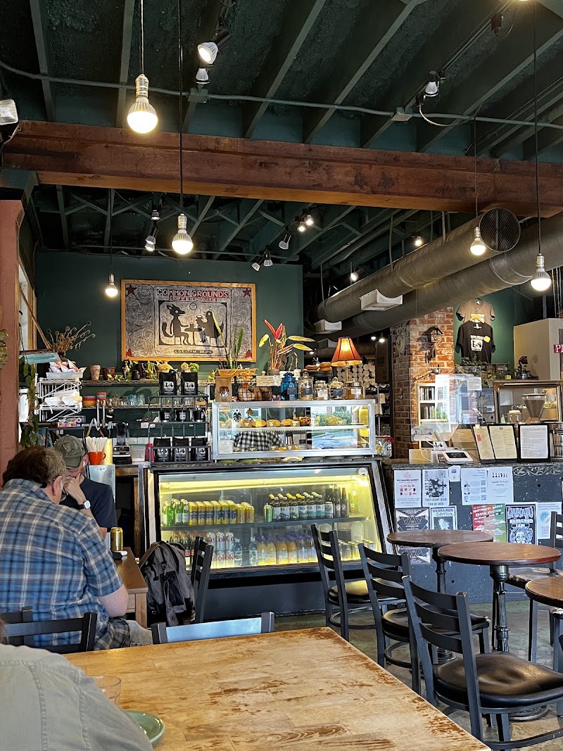 Common Grounds Coffeehouse photo 4