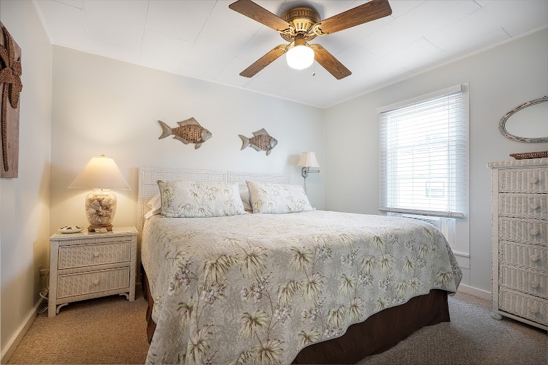 Carolina Temple Island Inn