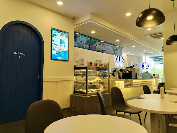 ZUS Coffee - Kelang Lama Square, Kulim - Photo 1
