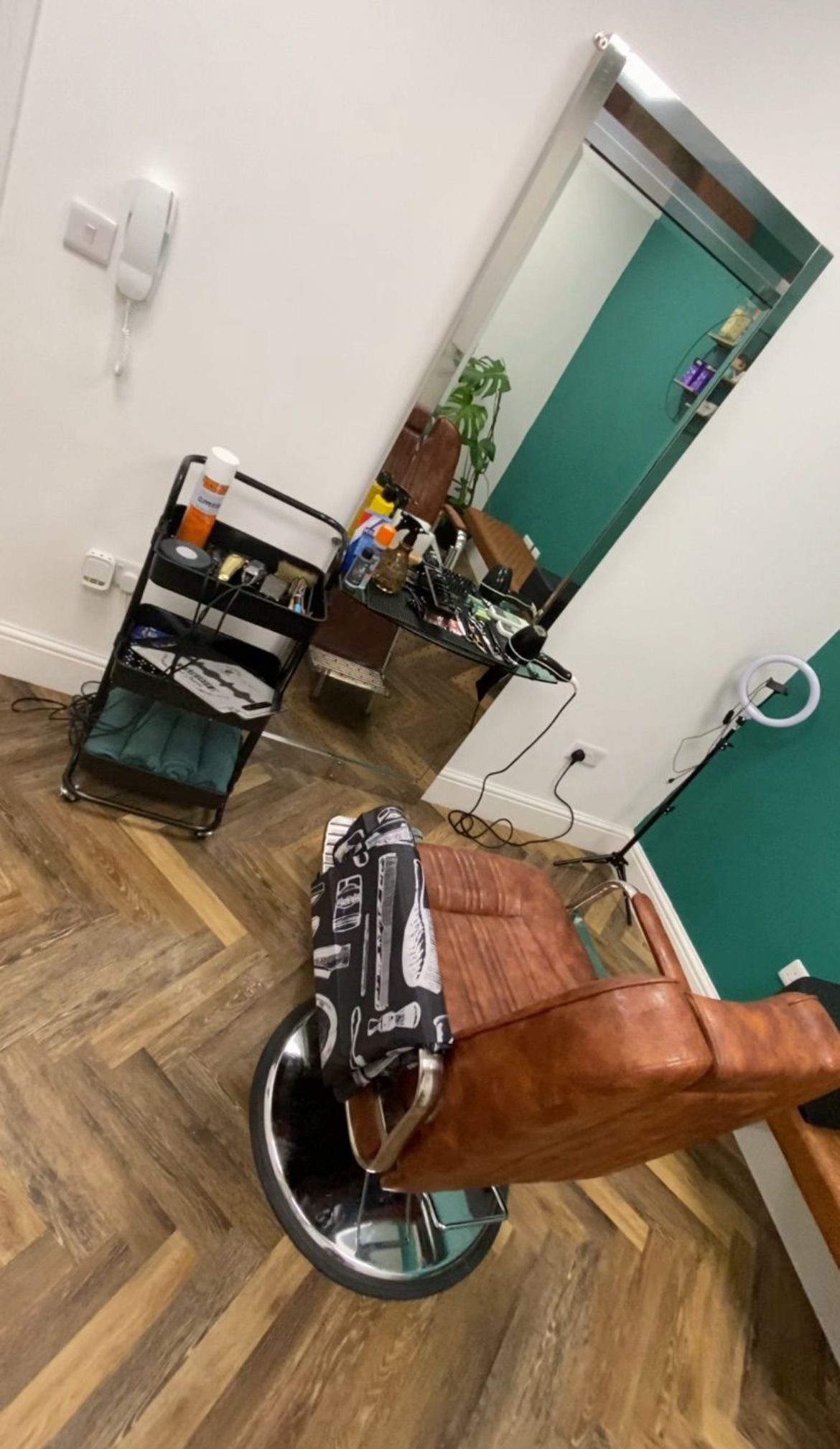Korie Hale Barbering