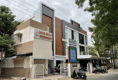 Dr Archana Devi | Best Obstetricians & Gynecologists in trichy | Ramakrishna Medical Centre LLP - Image 2