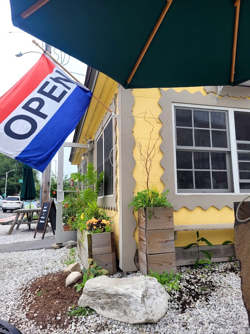 Cafe Holli photo 1