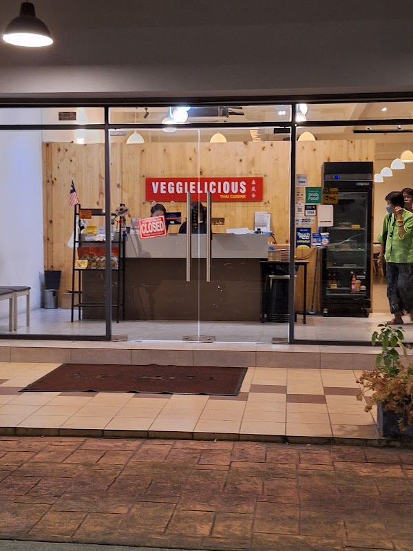 Veggielicious Thai Cuisine - Photo 1