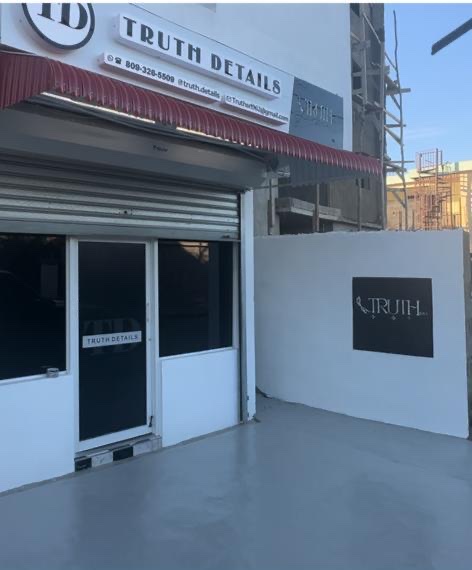 Truth Night Club, S.R.L - Imagen 1
