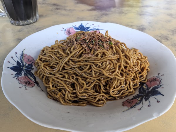 Ah Kiong Restaurant - Photo 1