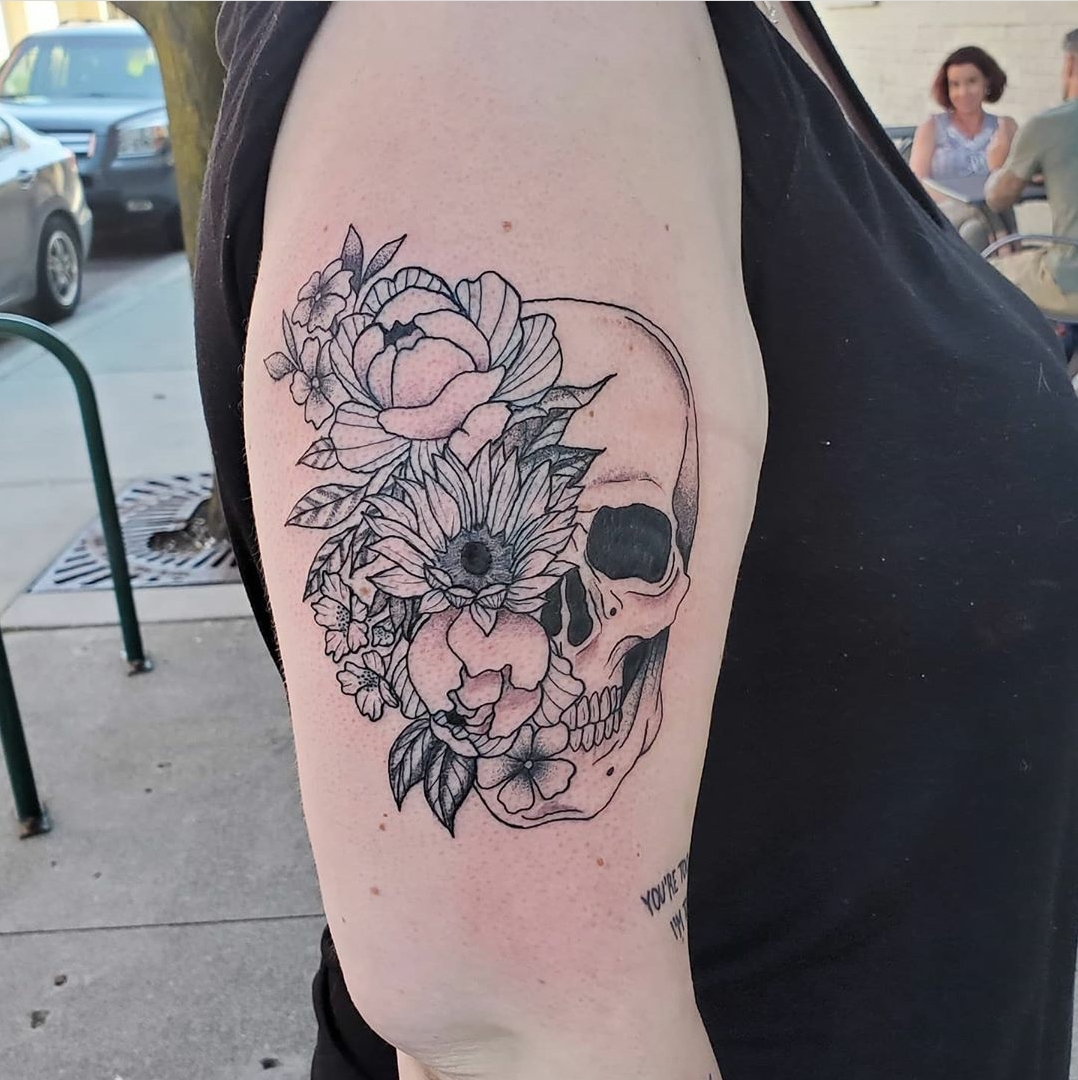 Electric Age Tattoo tattoo work — photo 2