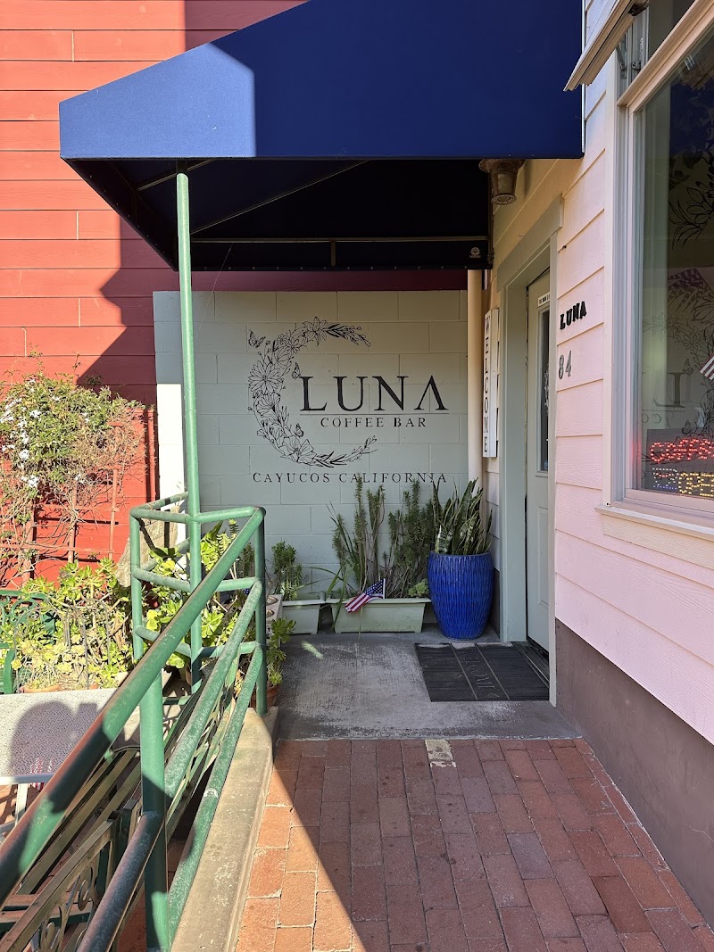 Luna Coffee Bar photo 4