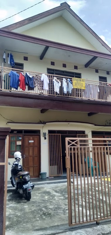 Kost De Faustine
