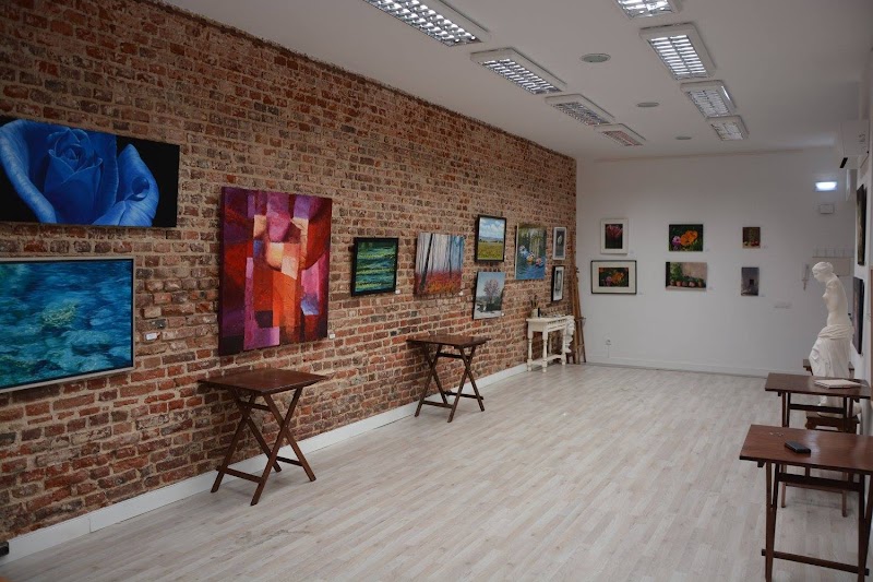 Painting Academy Cristian Avilés