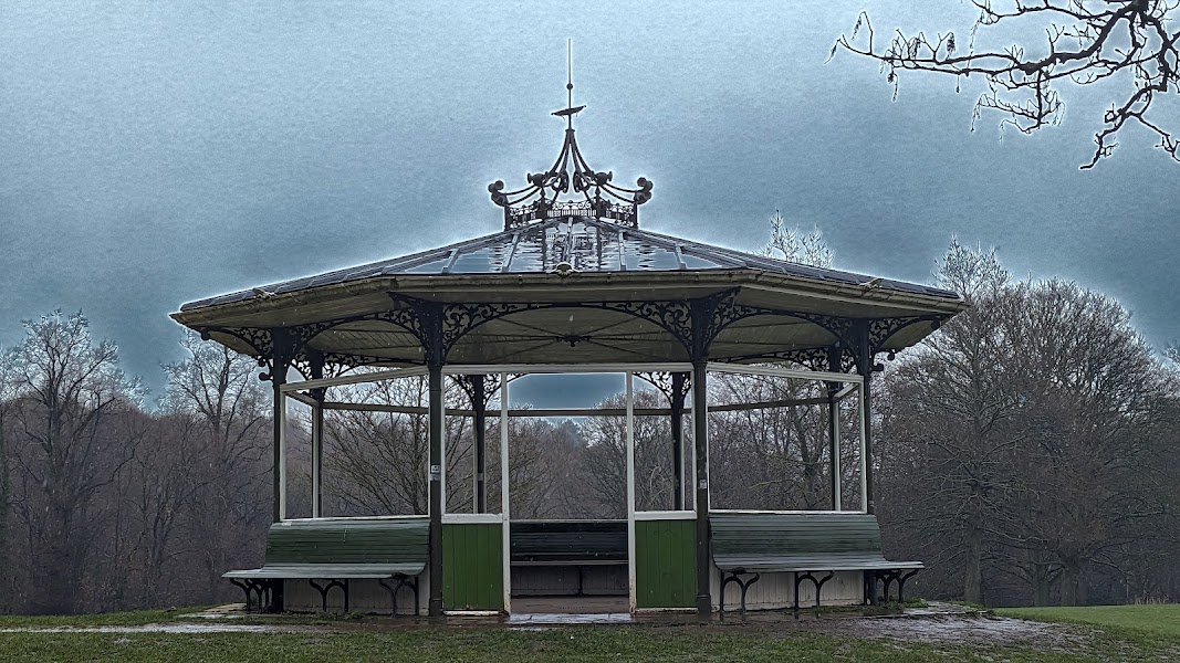 Upper Lakeside Bandstand