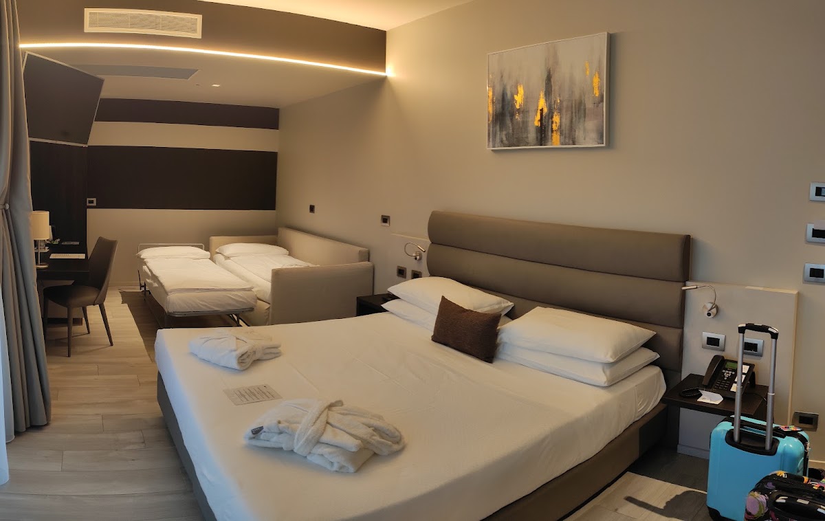 Vision Hotel hero